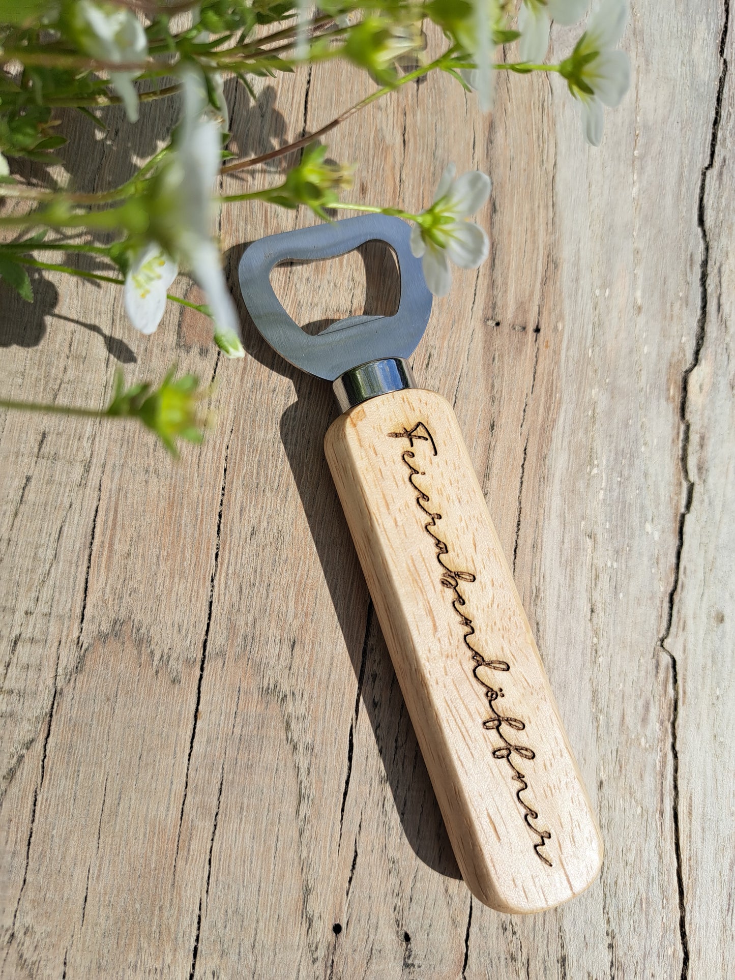 Holz-Flaschenöffner mit Gravur