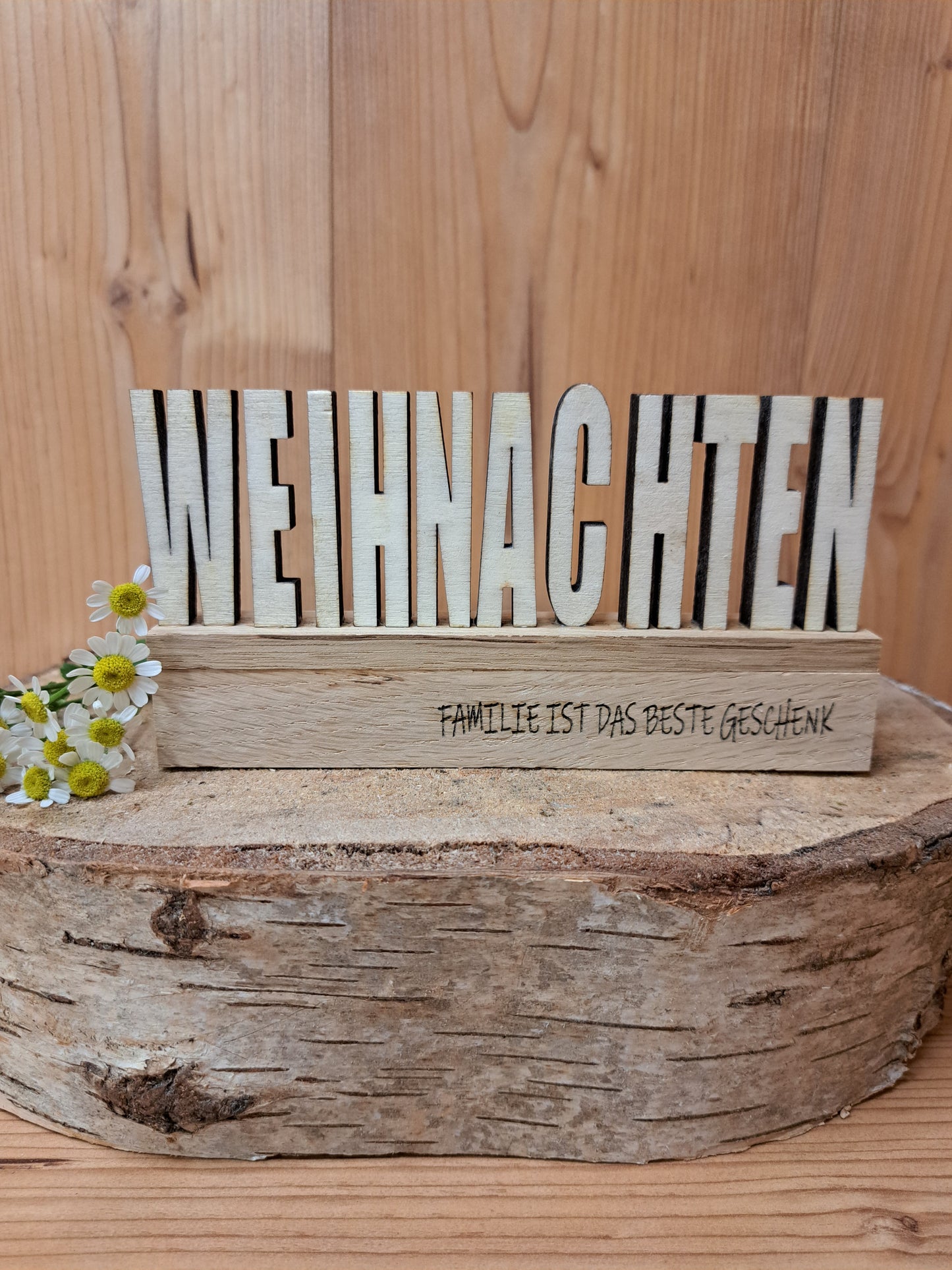 Geschenkidee Weihnachten: Holzdekoration mit besonderer Botschaft