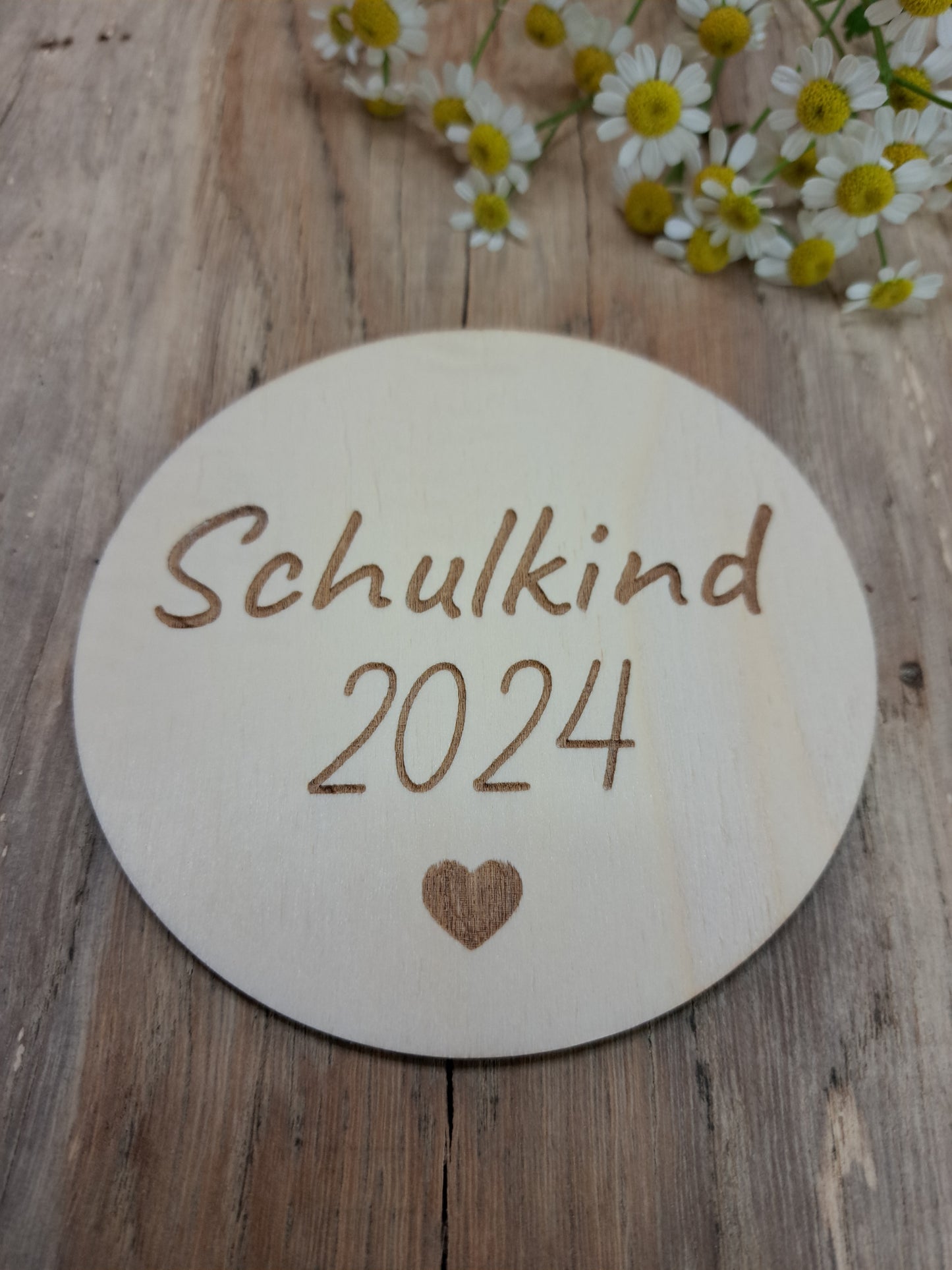 Holzschild „Schulkind 2024"