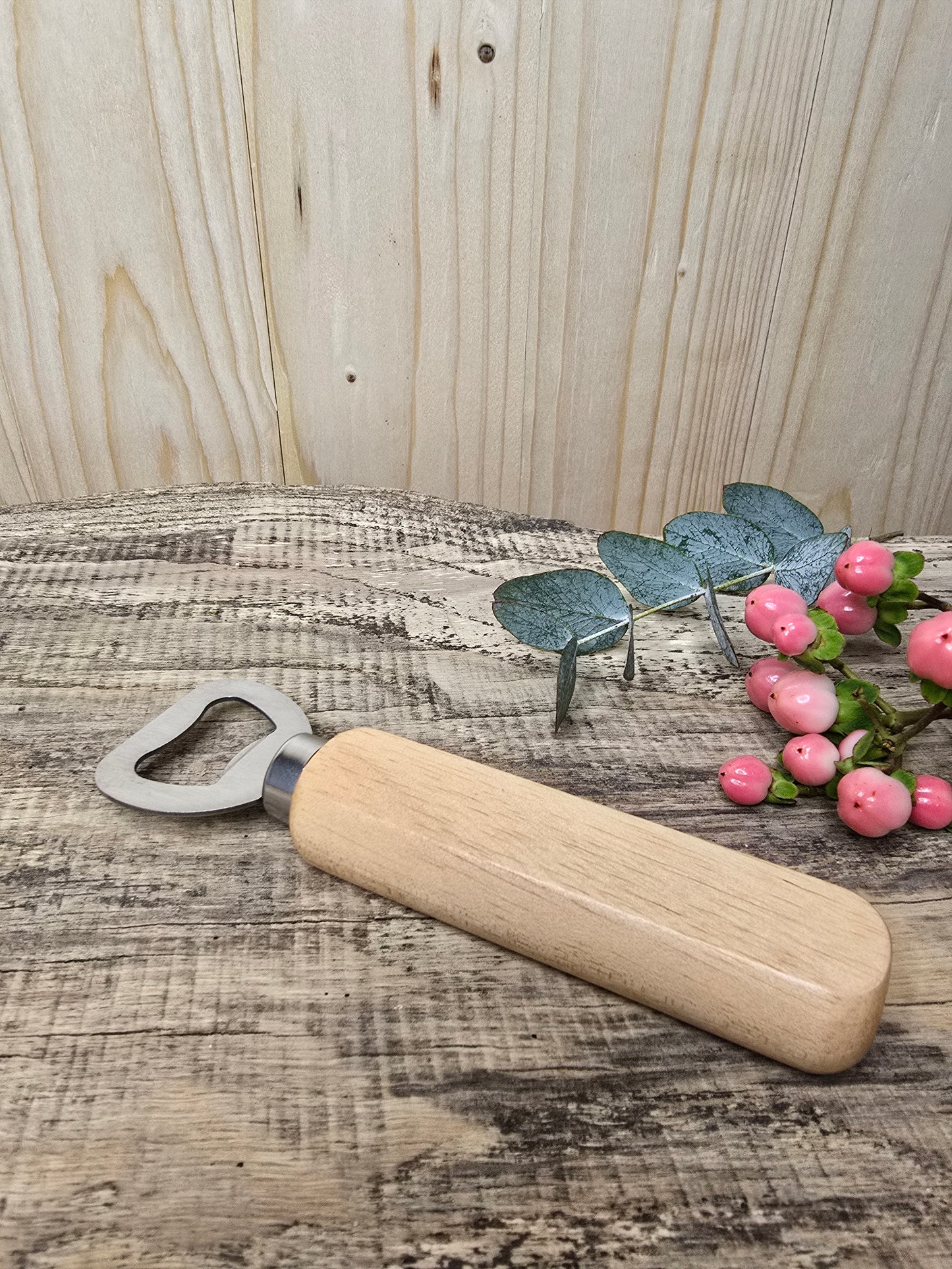 Holz-Flaschenöffner mit Gravur