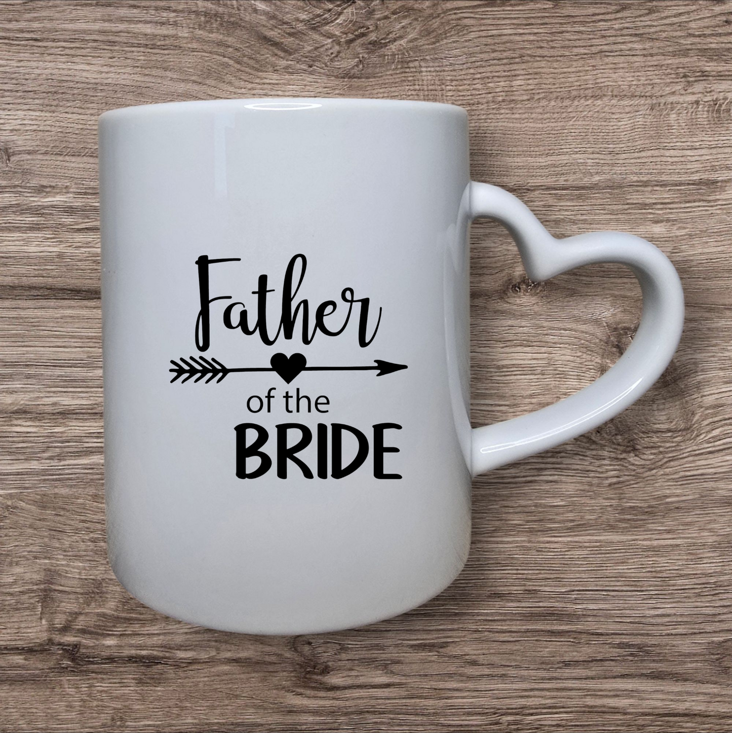 Tasse „Father of the Bride“ mit Herzgriff – Ein liebevolles Geschenk zur Hochzeit