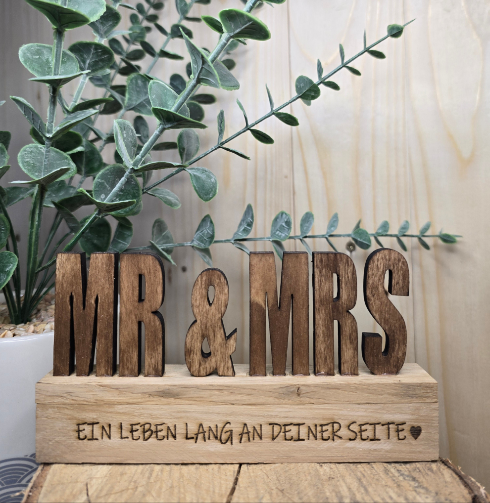 Hochzeitsgeschenk „Mr. & Mrs.“ – Ein Leben lang an deiner Seite