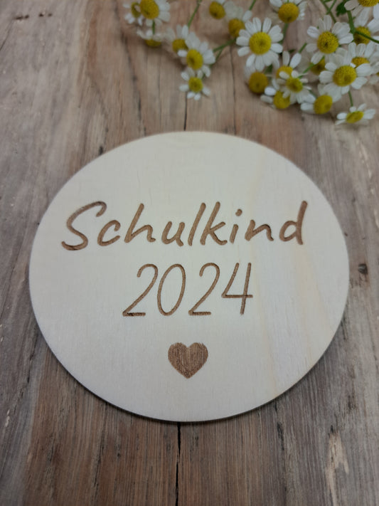 Holzschild „Schulkind 2024"