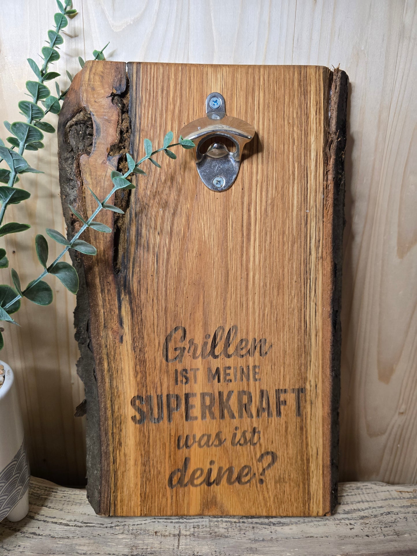Grillen ist meine Superkraft/was ist deine? – Wand-Flaschenöffner aus Holz mit Gravur