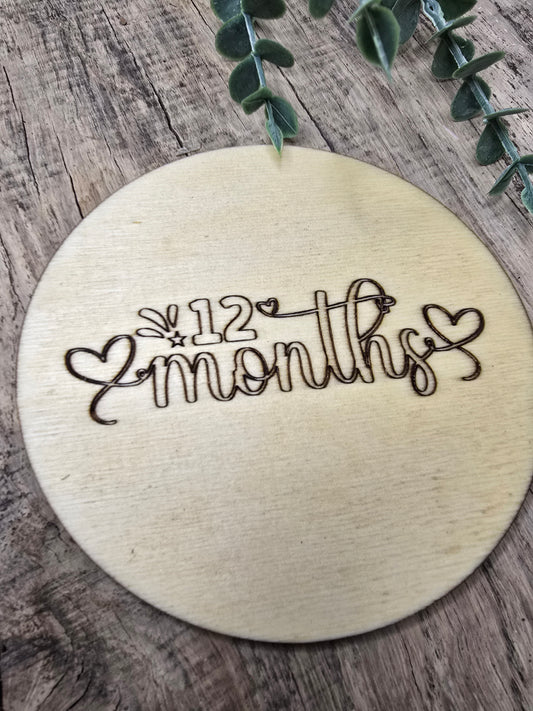 Meilenstein Holzschild "11/12 Monate"