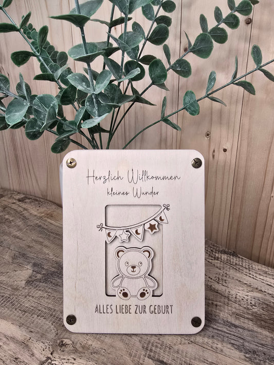 Gutschein „Herzlich Willkommen kleines Wunder“ – humorvoll & handgemacht