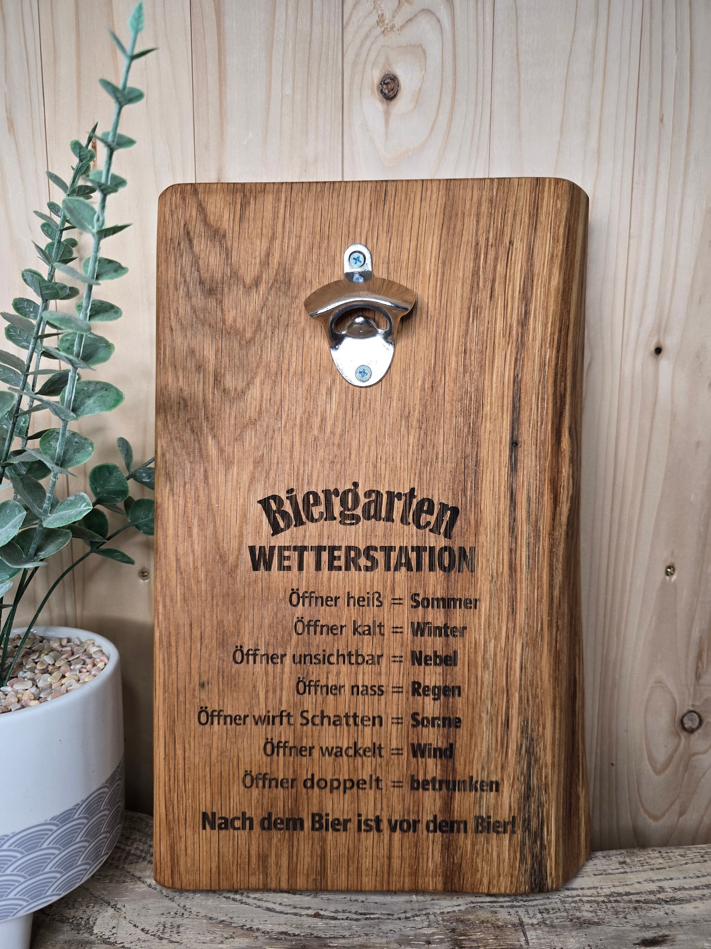 Biergarten Wetterstation - Wand-Flaschenöffner aus Holz